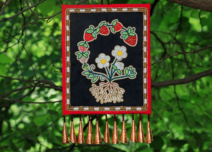 Strawberry lifecycle Beadwork by Nicole Richmond